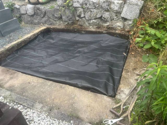 大垣市勝山北墓地　お墓じまい工事　②整地・砂利敷設